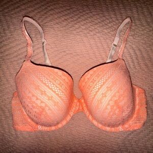 Victoria’s Secret Lined Demi Bra – Salmon – Size 36D
